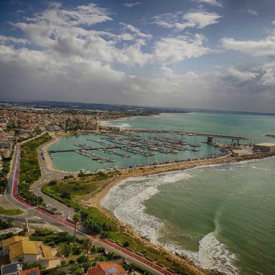 Casa Med Apartman Marina di Ragusa Kültér fotó